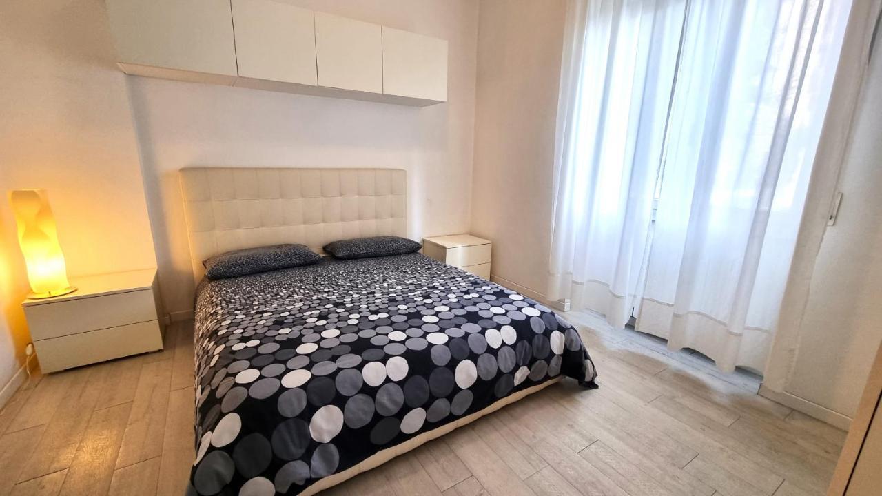 Ferienwohnung Affittimoderni Milano White Exterior foto