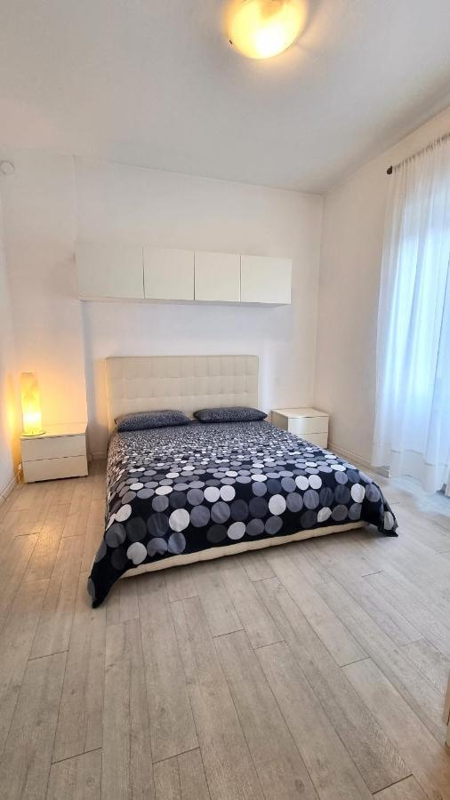 Ferienwohnung Affittimoderni Milano White Exterior foto