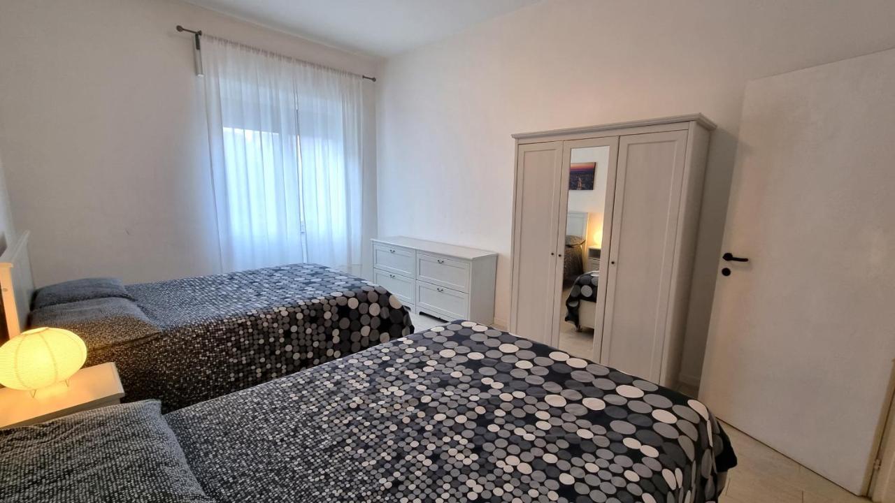Ferienwohnung Affittimoderni Milano White Exterior foto